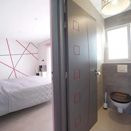4 Trefles - Avec Jardin Arbore Et Jacuzzi * La Chapelle-Achard